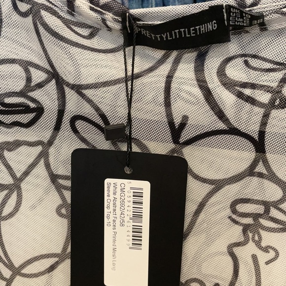 Pretty little thing - Picture 2 of 2